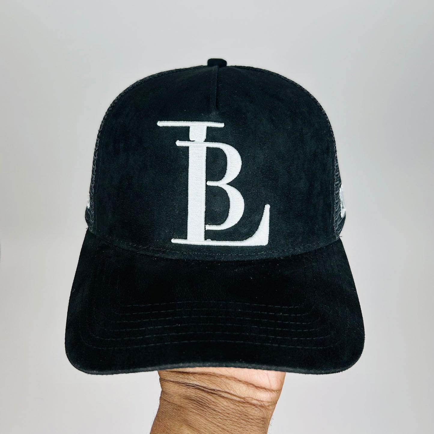 TRUCKER CAP - LB LOGO SUEDE BLACK